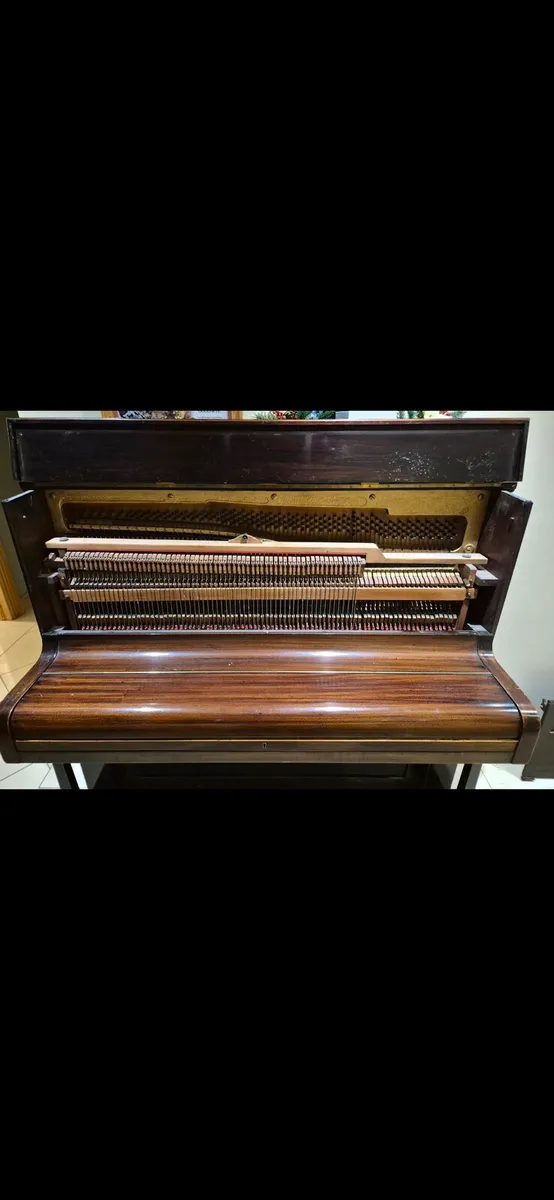 Piano - Image 2