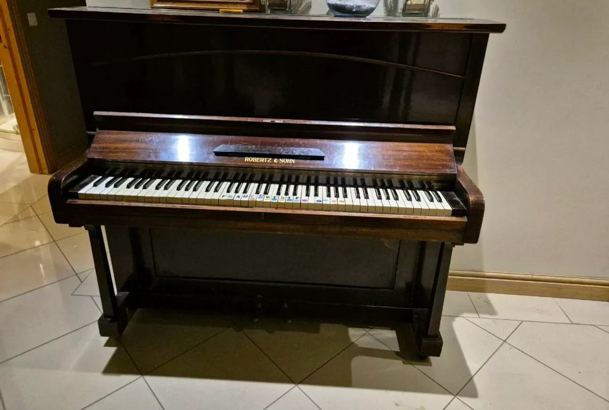 Piano - Image 1