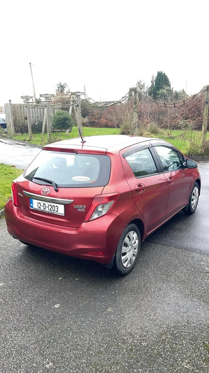 Toyota Yaris 2012 low milage high spec - Image 4