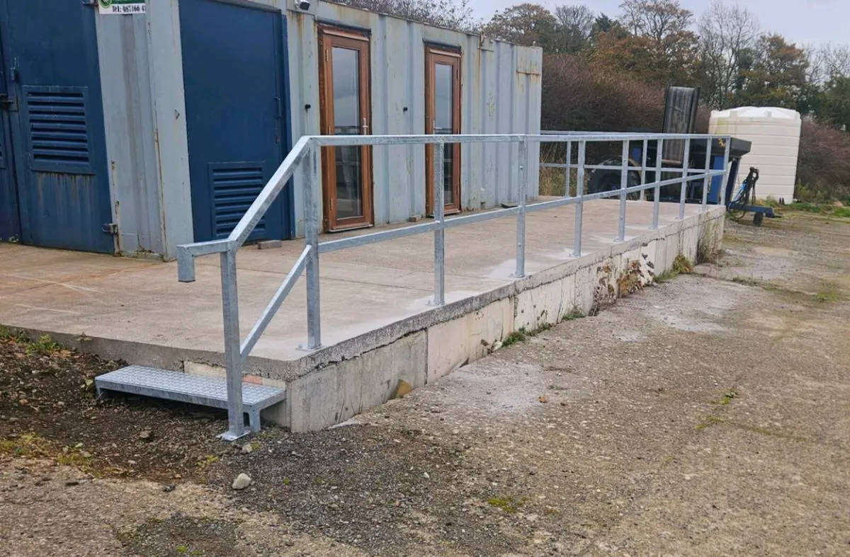 Gates, Railings - Image 2