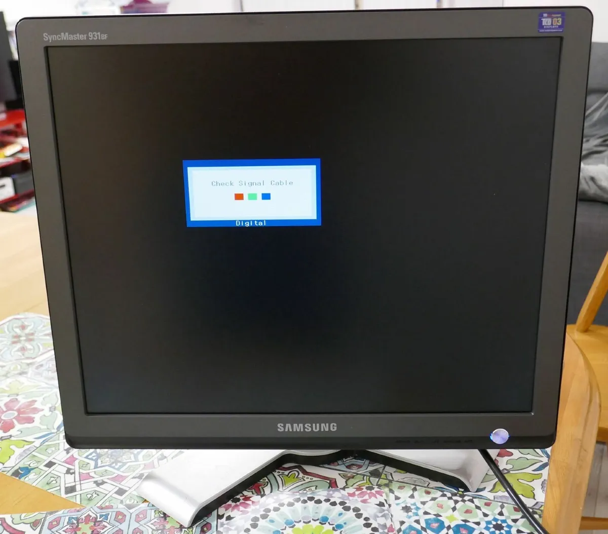 Samsung 19" screen scratched - Image 2