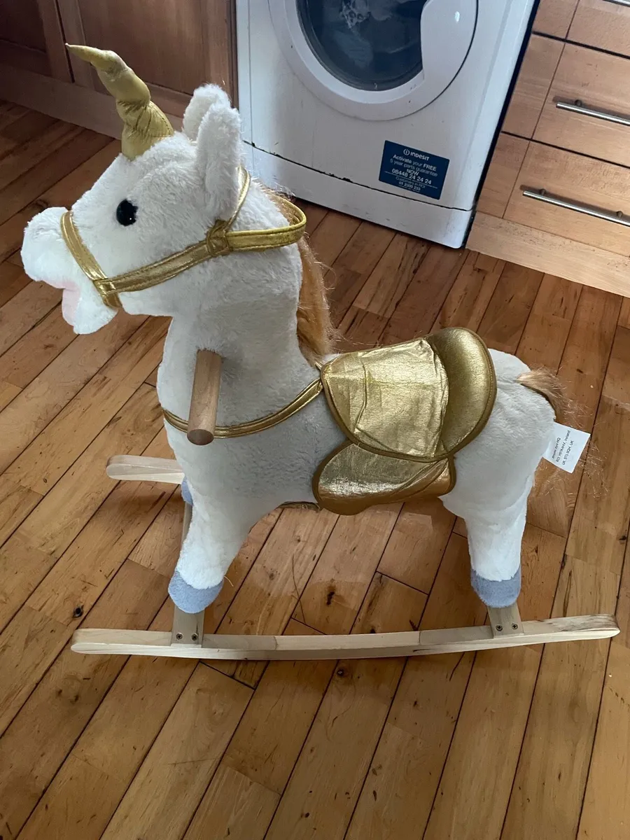 Rocking unicorn with sound effect - Image 1