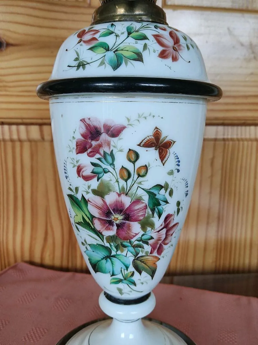 Vintage oil lamp - Image 4