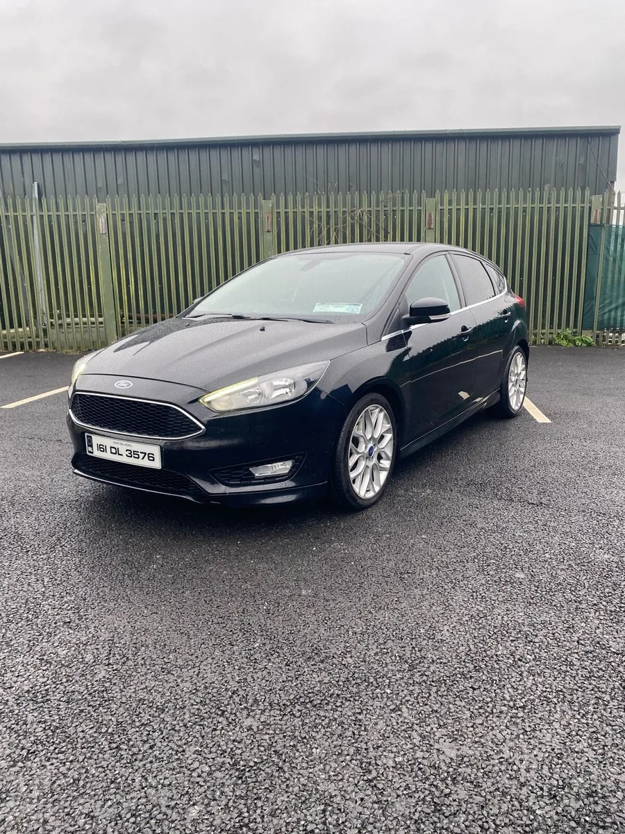 Ford Focus 2016 Zetec - Image 2