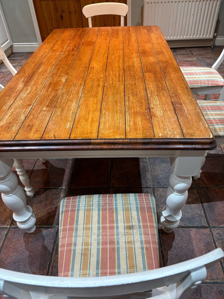 Kitchen & chairs - Image 3