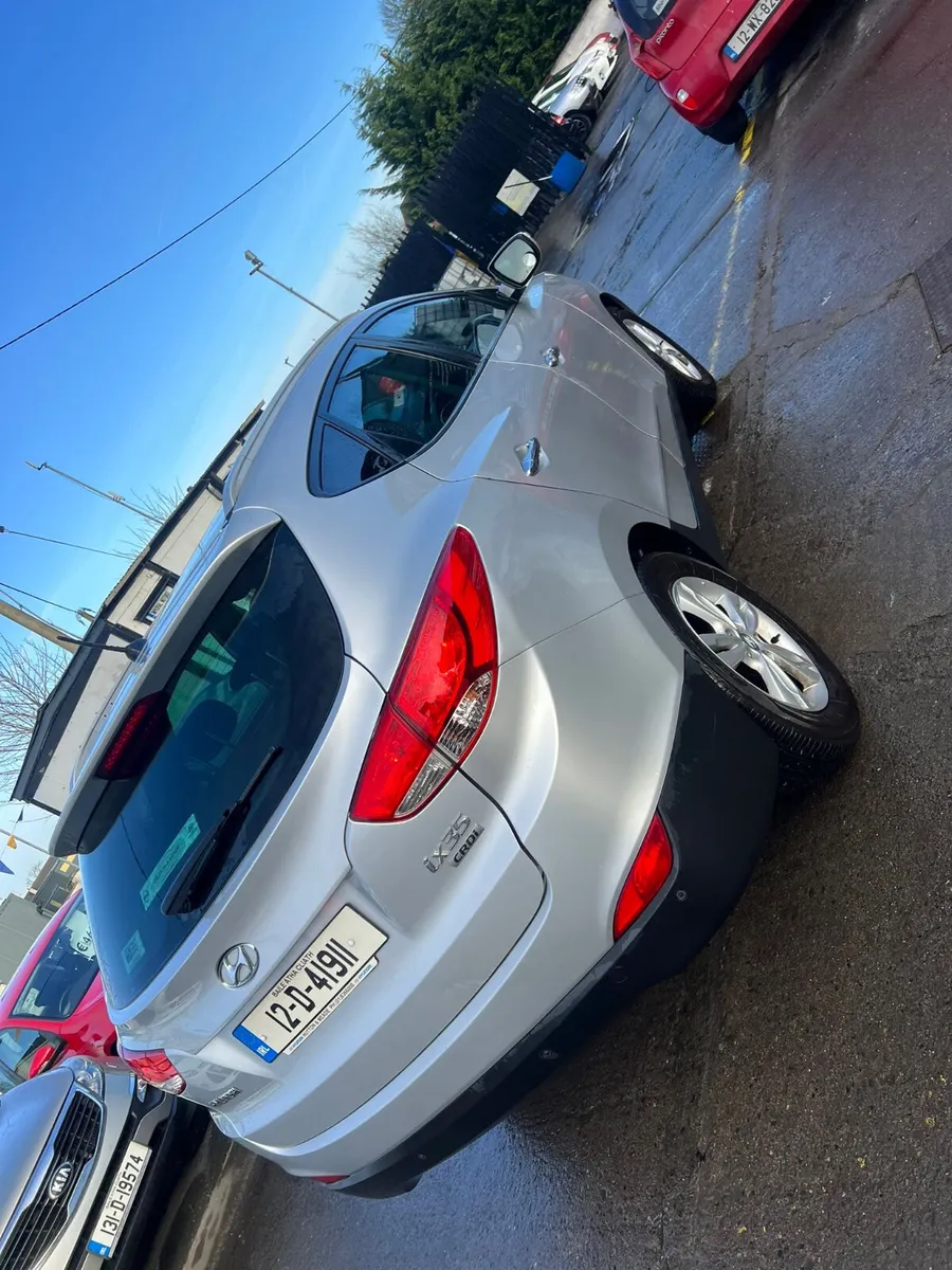 Hyundai ix35 2012 1.7 Diesel Premium Sport 2WD 115 - Image 3