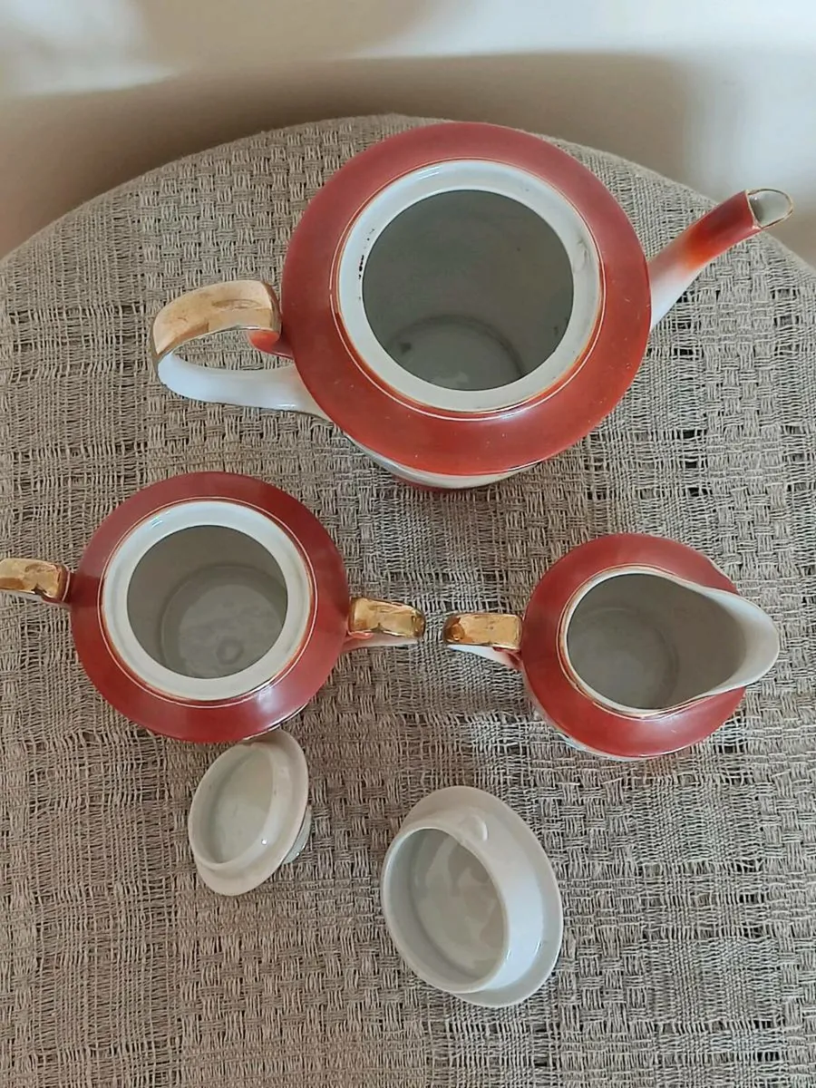 6 Japanese trio sets, sugar bowl, tea pot, jug. - Image 4