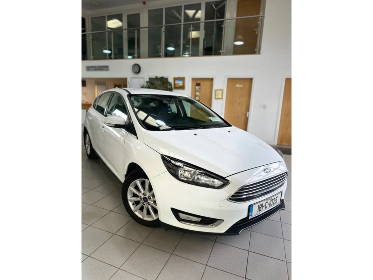 Ford Focus TITANIUM 1.5 TD 95PS 6SPEED 4DR - Image 2