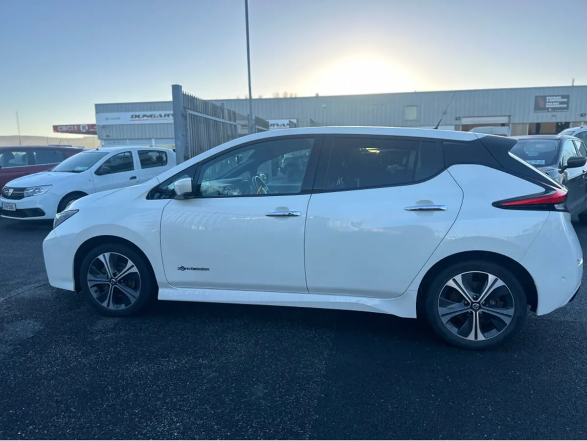 Nissan Leaf E TEKNA 5DR ELECTRIC - Image 4