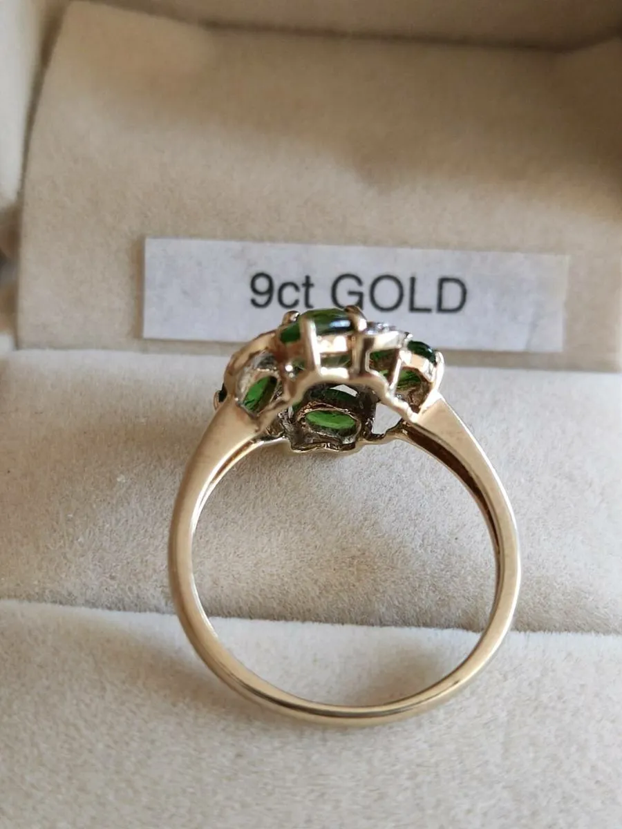 Vintage 9ct Gold Diamonds, Green Garnet, Peridot. - Image 4