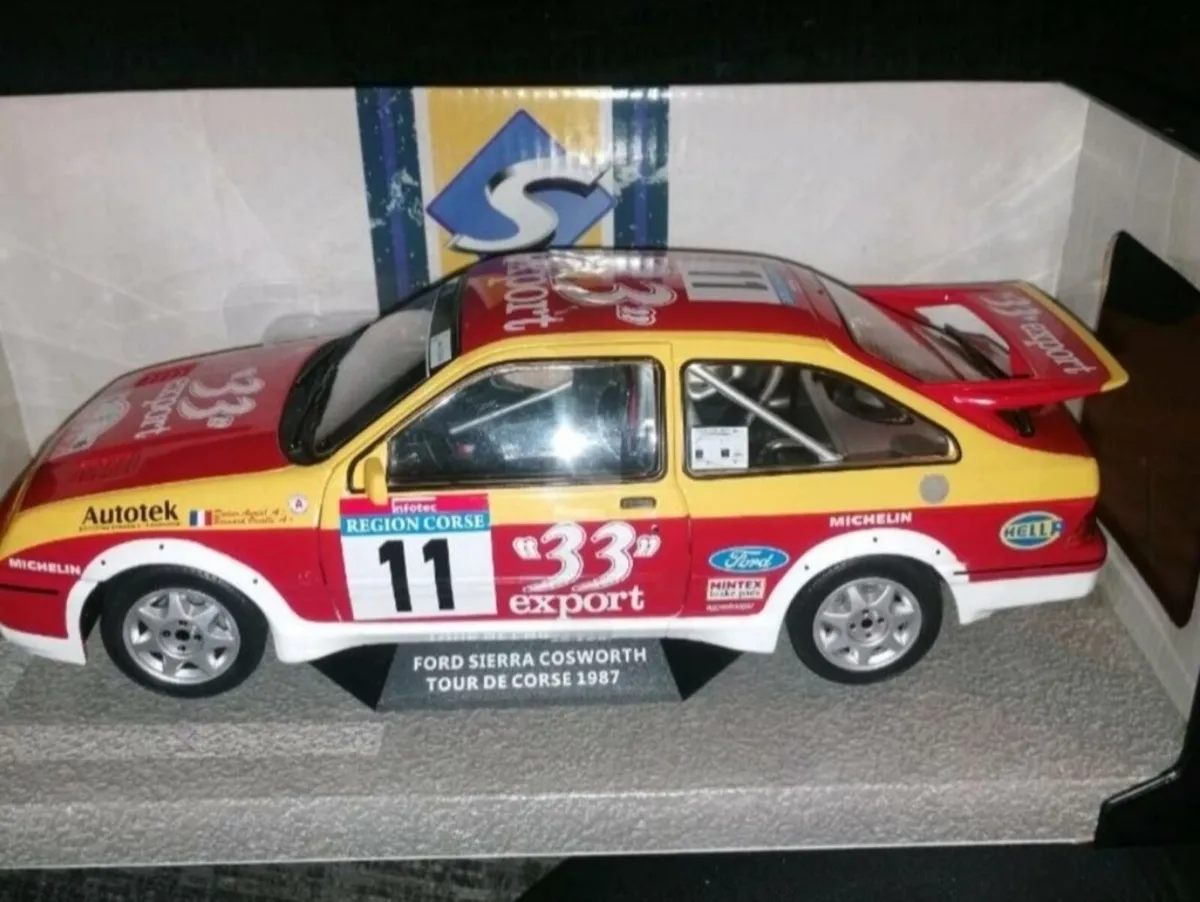 FORD RS 500 RALLY DIECAST MODEL