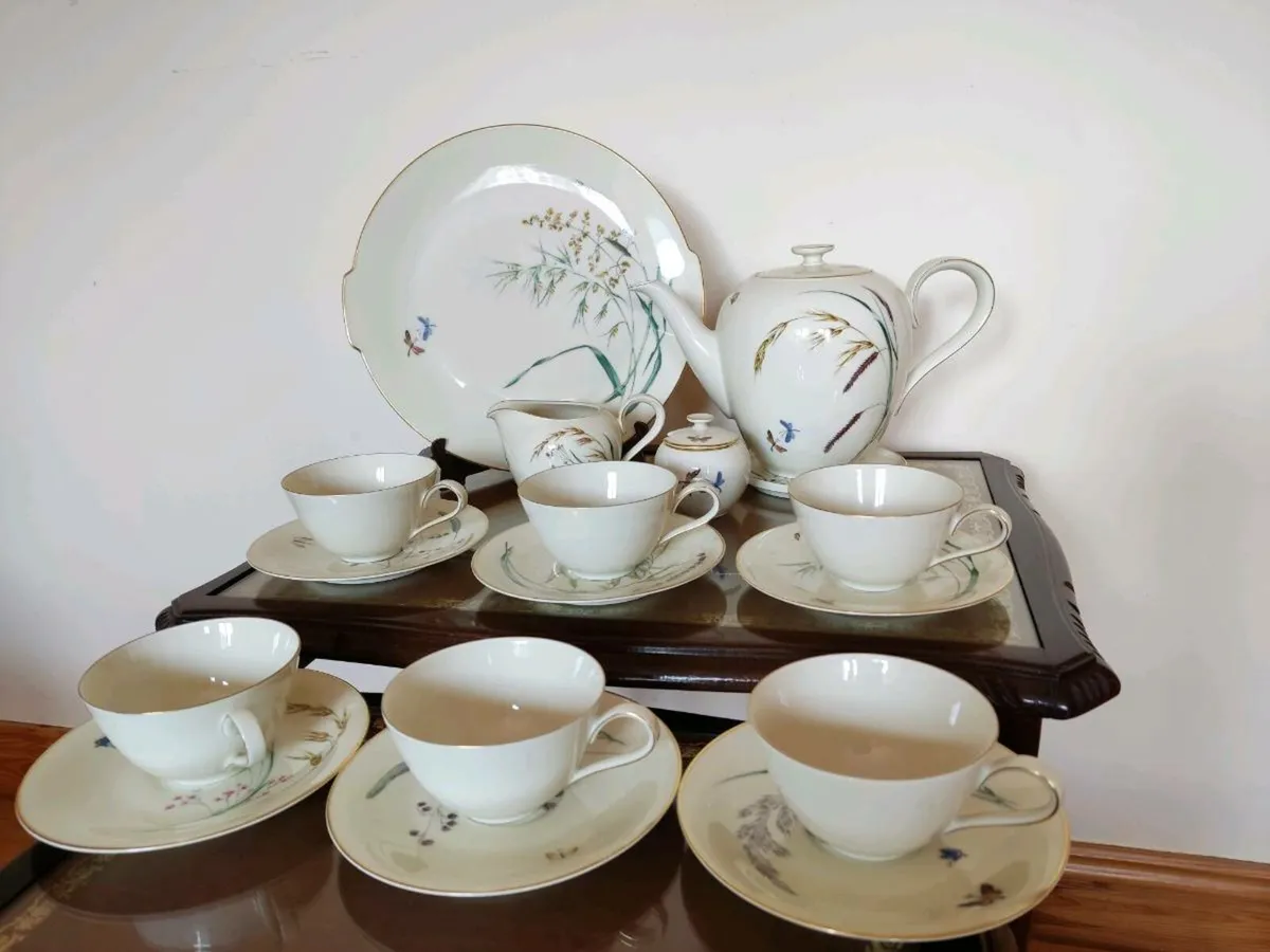 Bavaria Germany Heinrich Selb porcelain tea set. - Image 1