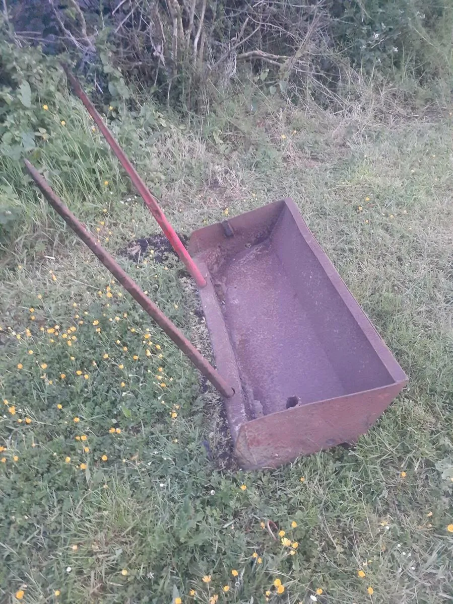 Loader spike - Image 1