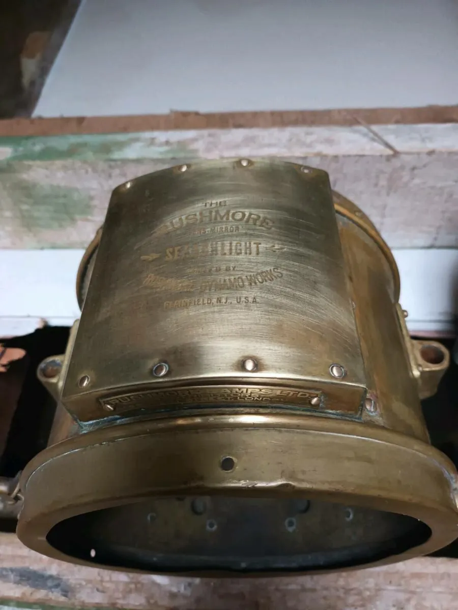 Veteran Car Headlamp Pair - Image 4