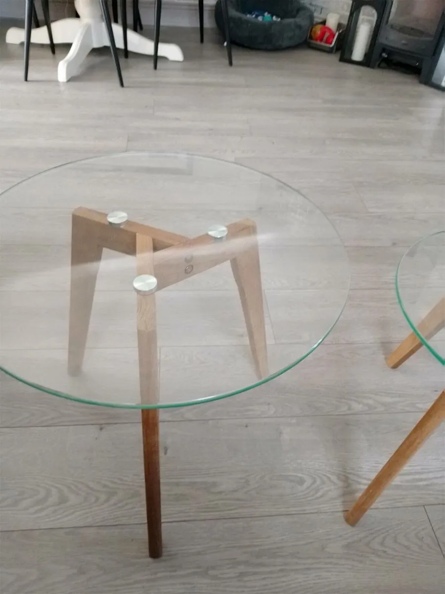 Nest of glass table - Image 4