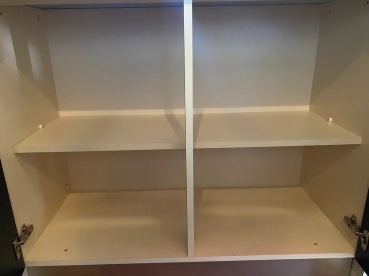 Kitchen island - Image 4