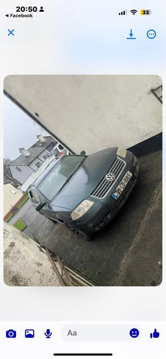 Volkswagen Passat - Image 1