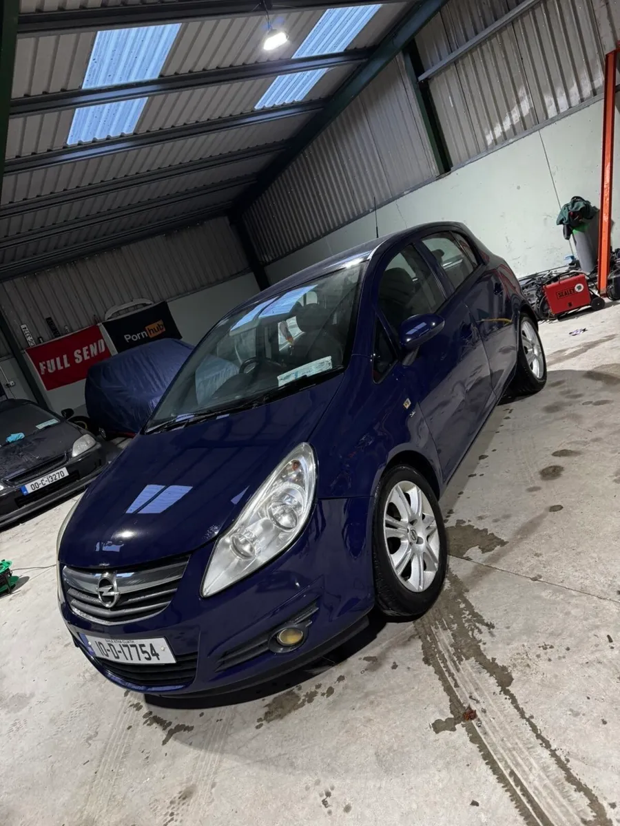 2010 Opel corsa Automatic - Image 2