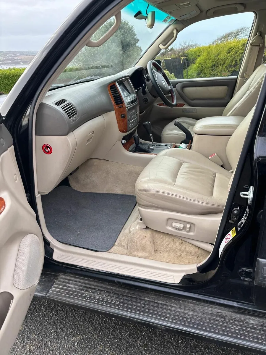 Toyota Land Cruiser Amazon 2007 - Image 4