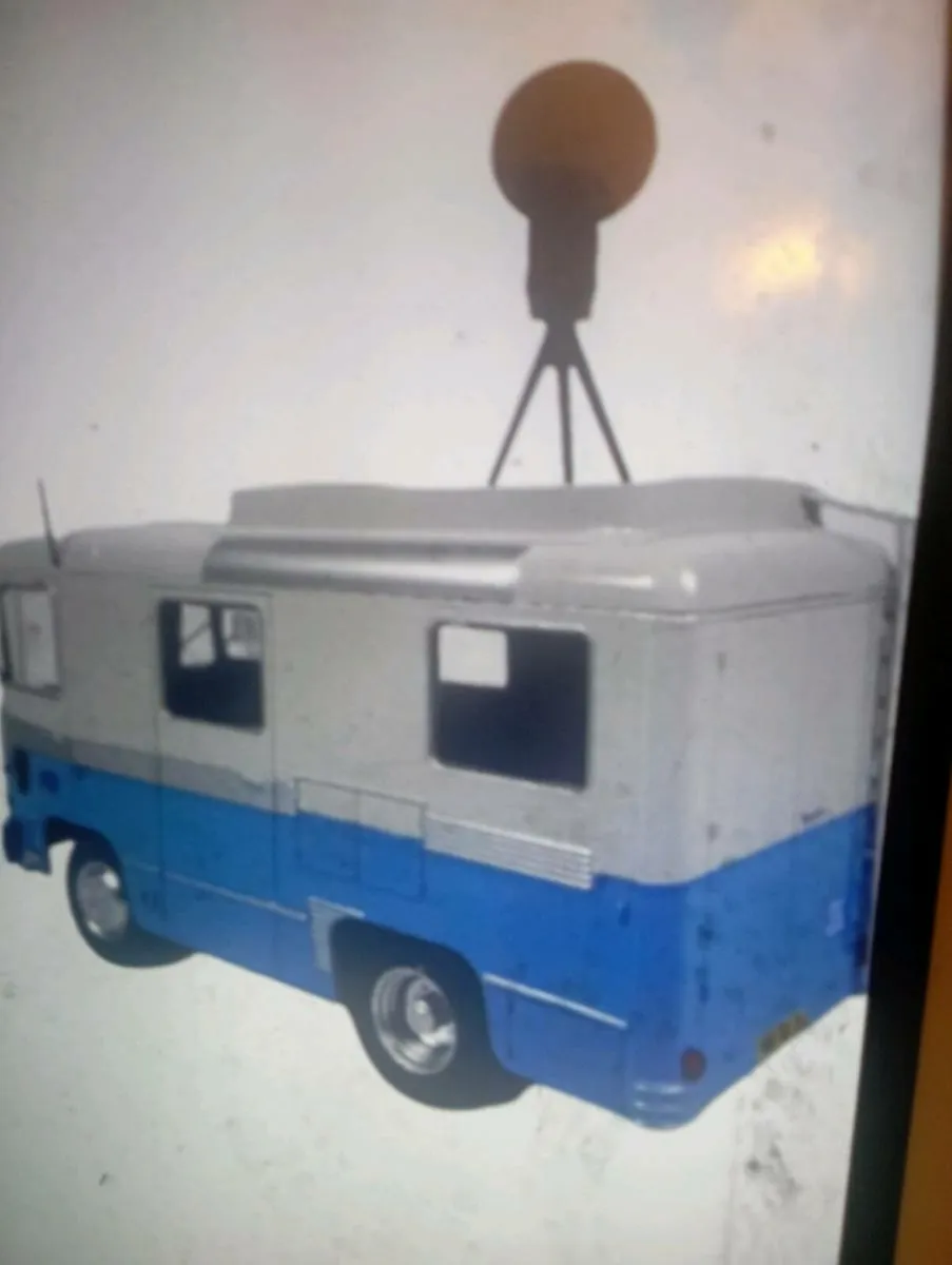 BER22 TRUCK 1-43 SCALE DIE-CAST MODLE - Image 3