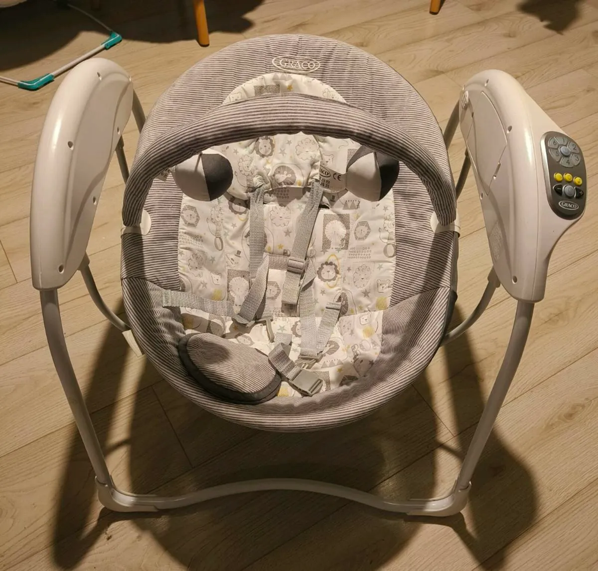 Graco Glider Lite Baby Swing Stargazer - Image 1
