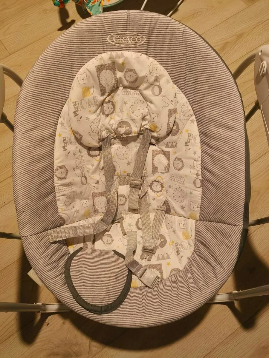 Graco Glider Lite Baby Swing Stargazer - Image 3
