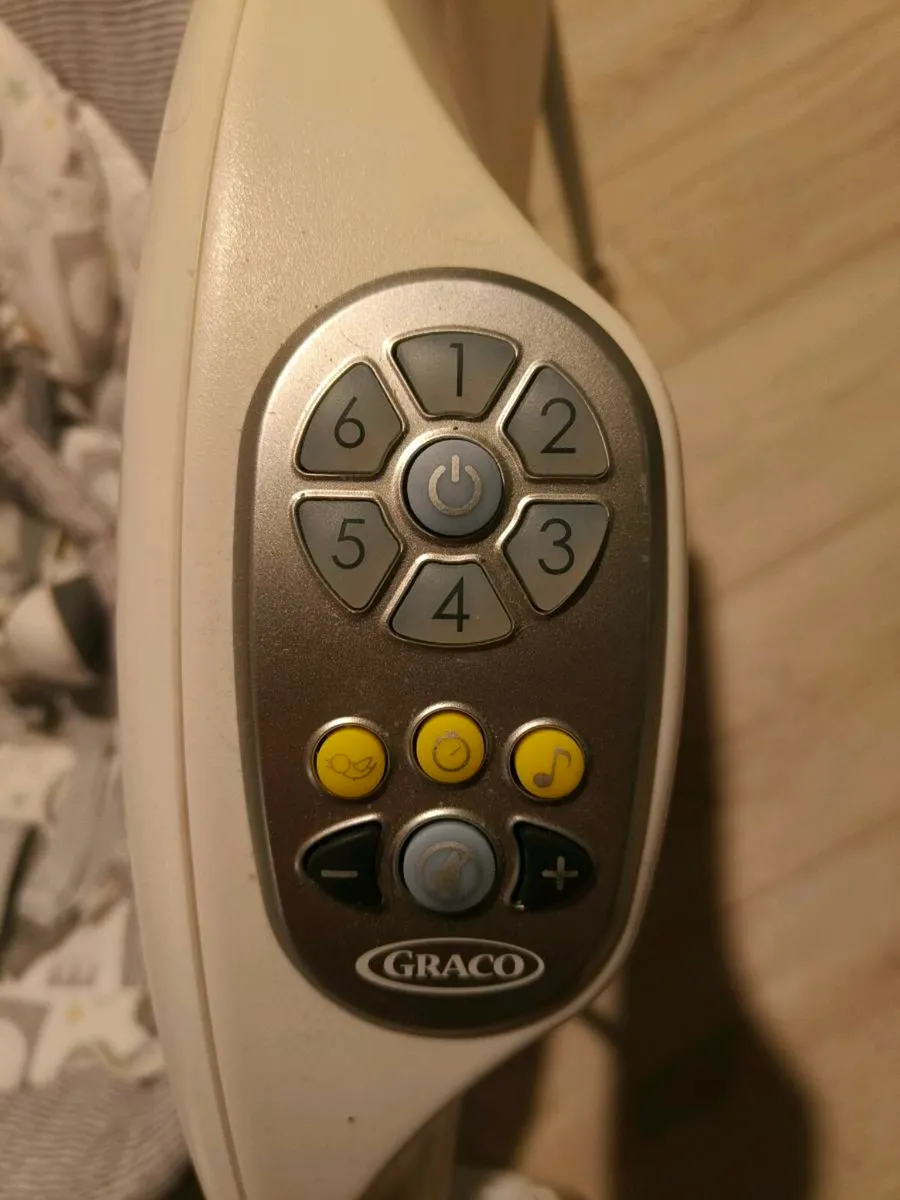 Graco Glider Lite Baby Swing Stargazer - Image 4