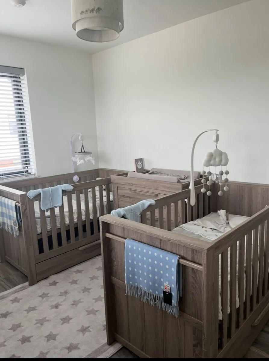 2 x Mamas & Papas Franklin Cots & Bedding - Image 1