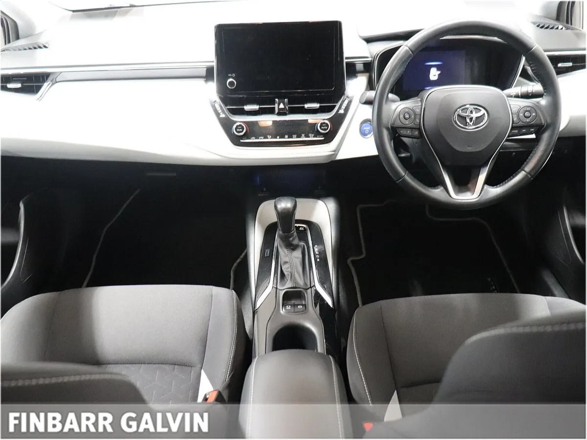 Corolla Sol Hybrid Estate - Image 4