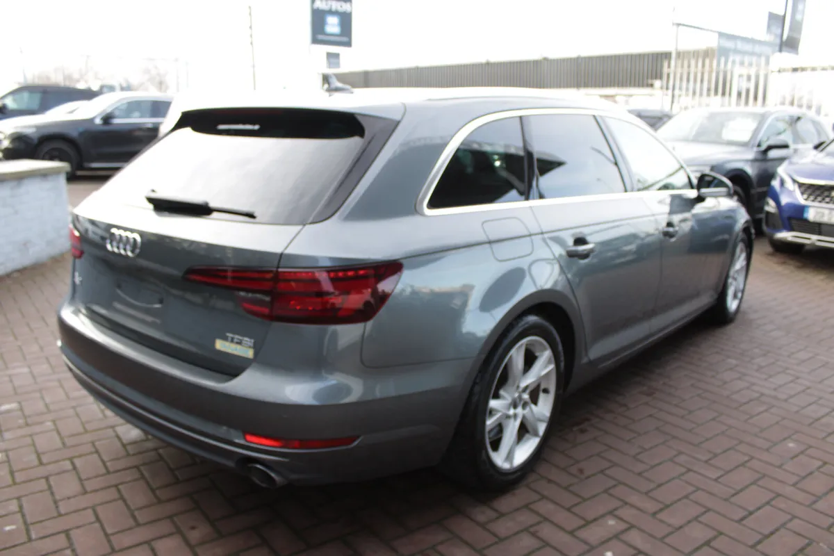 2.0TFSI SPORT 5DR ESTATE AUTOMATIC // 1 OWNER CAR - Image 4