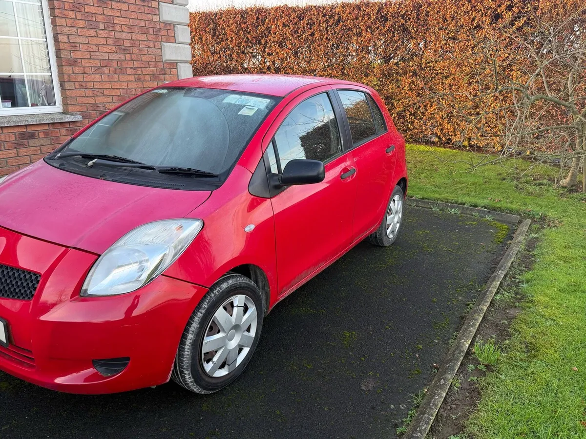 Toyota Yaris - Image 3