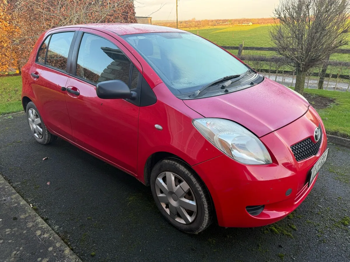 Toyota Yaris - Image 4