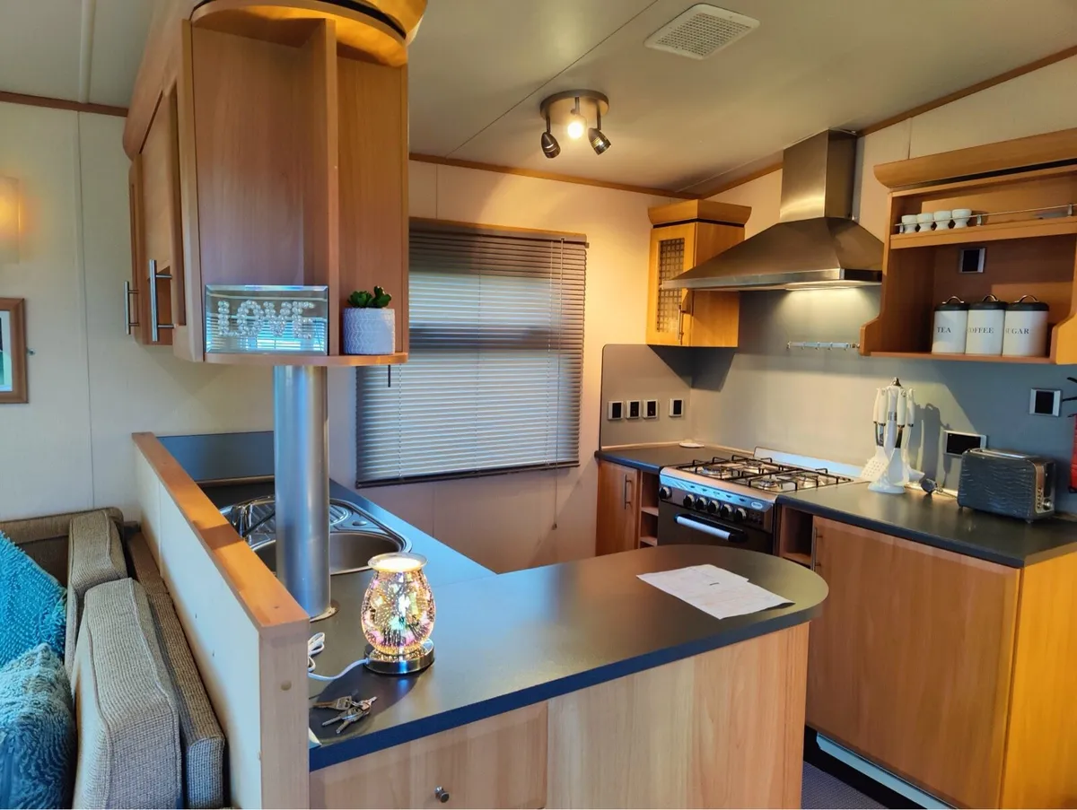 Mobile Home - Image 2