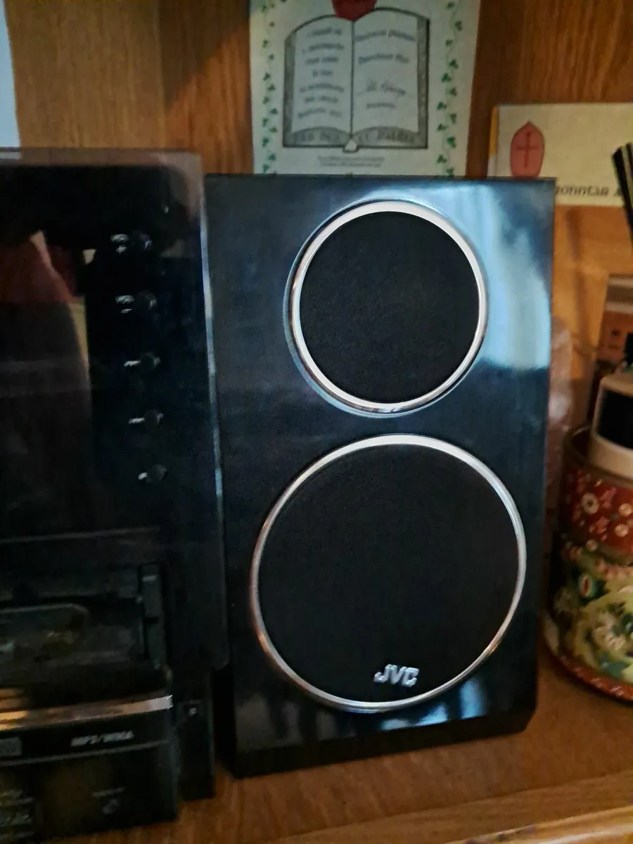 JVC mini hi-fi and ipod connector - Image 3