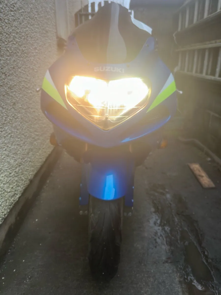 Gsxr K3 750 - Image 1