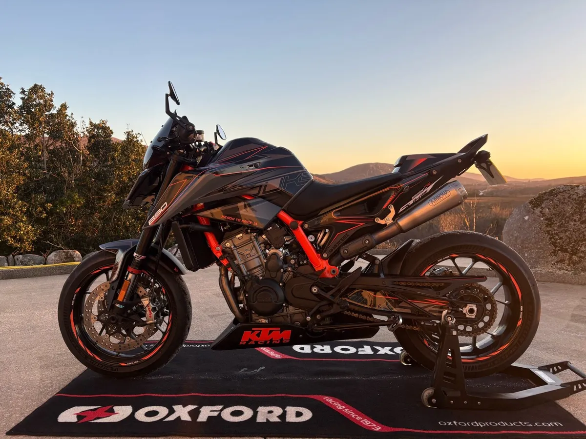 2021 KTM 890 DUKE R - Image 2