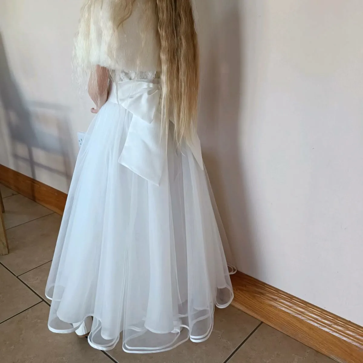 Communion dress cape jacket tiara bag gloves shoes - Image 3
