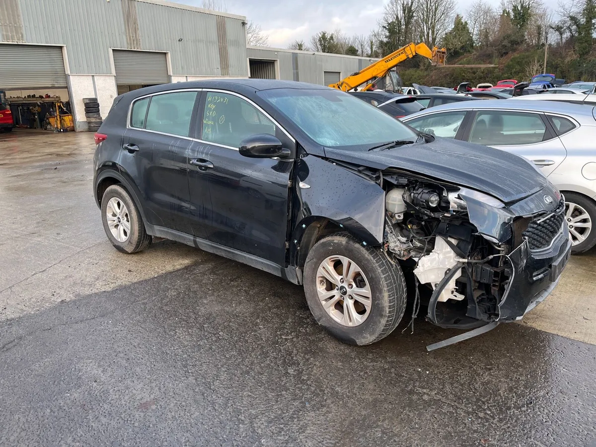 2017 sportage for parts - Image 1