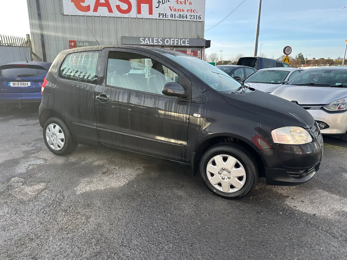 Volkswagen Fox 1.2 Petrol NCT LOW KMS - Image 4
