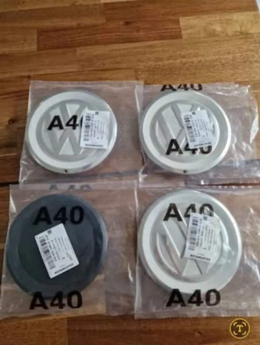 4 Genuine VW Up Centre Caps - Image 2