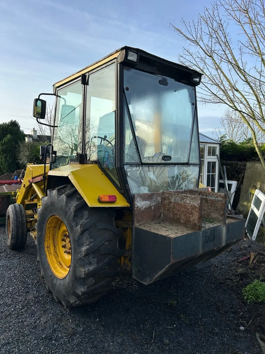 Massey Ferguson MF 50HX Loader - Image 3