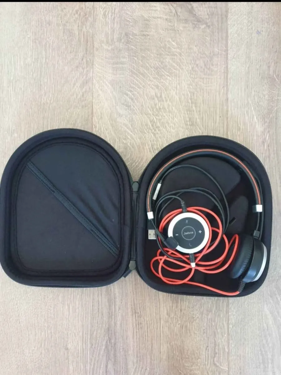 Jabra Evolve 40 Microphone Headset - Image 1