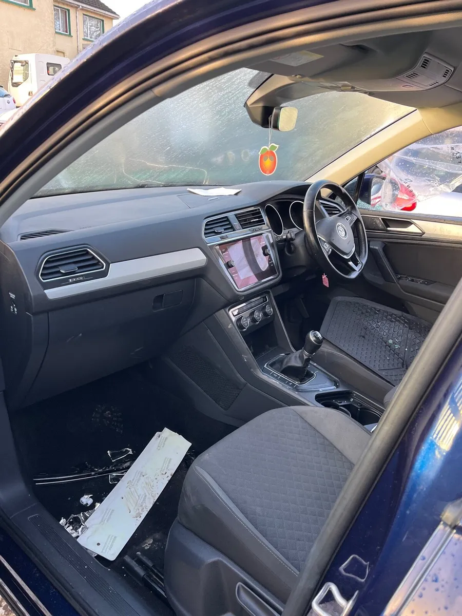 2018 vw Tiguan - Image 3
