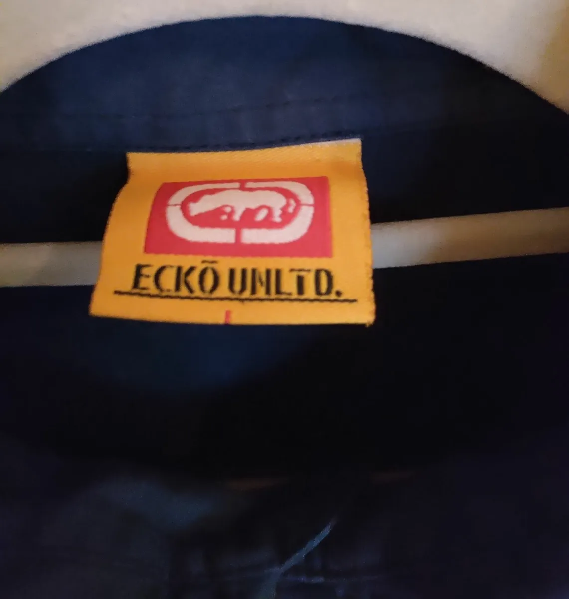 Marc Ecko Unltd S/S shirt L - Image 2