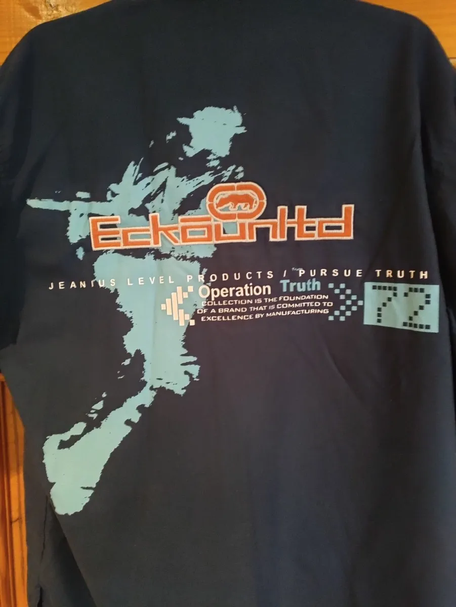 Marc Ecko Unltd S/S shirt L - Image 4