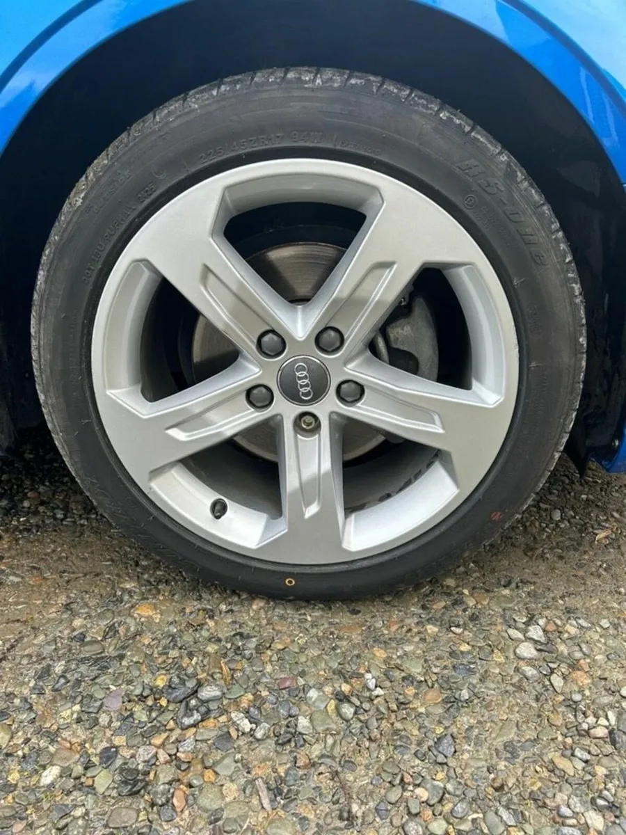 Audi A3 2018 - Image 2