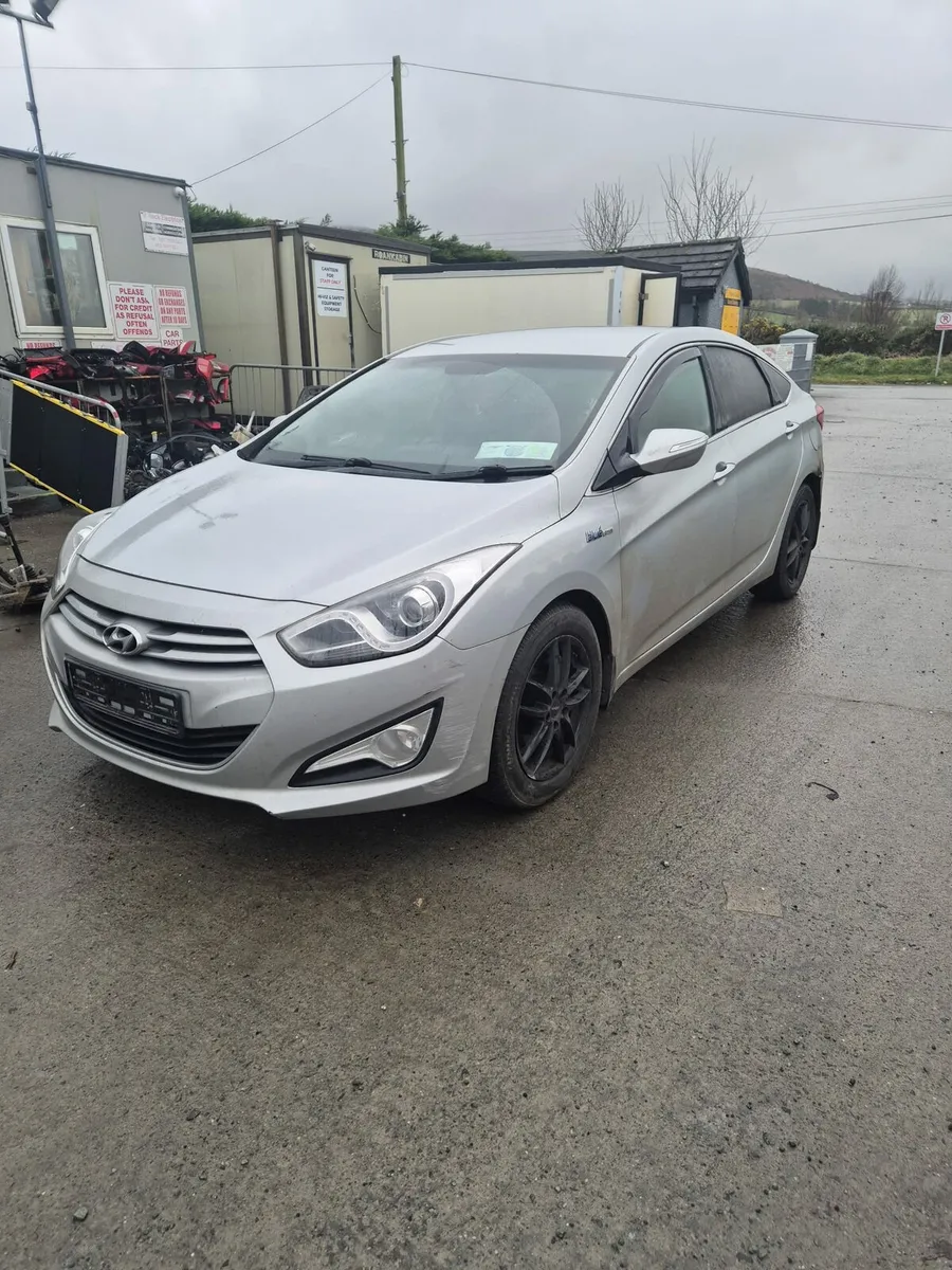 Hyundai I40 - Breaking only - Image 3