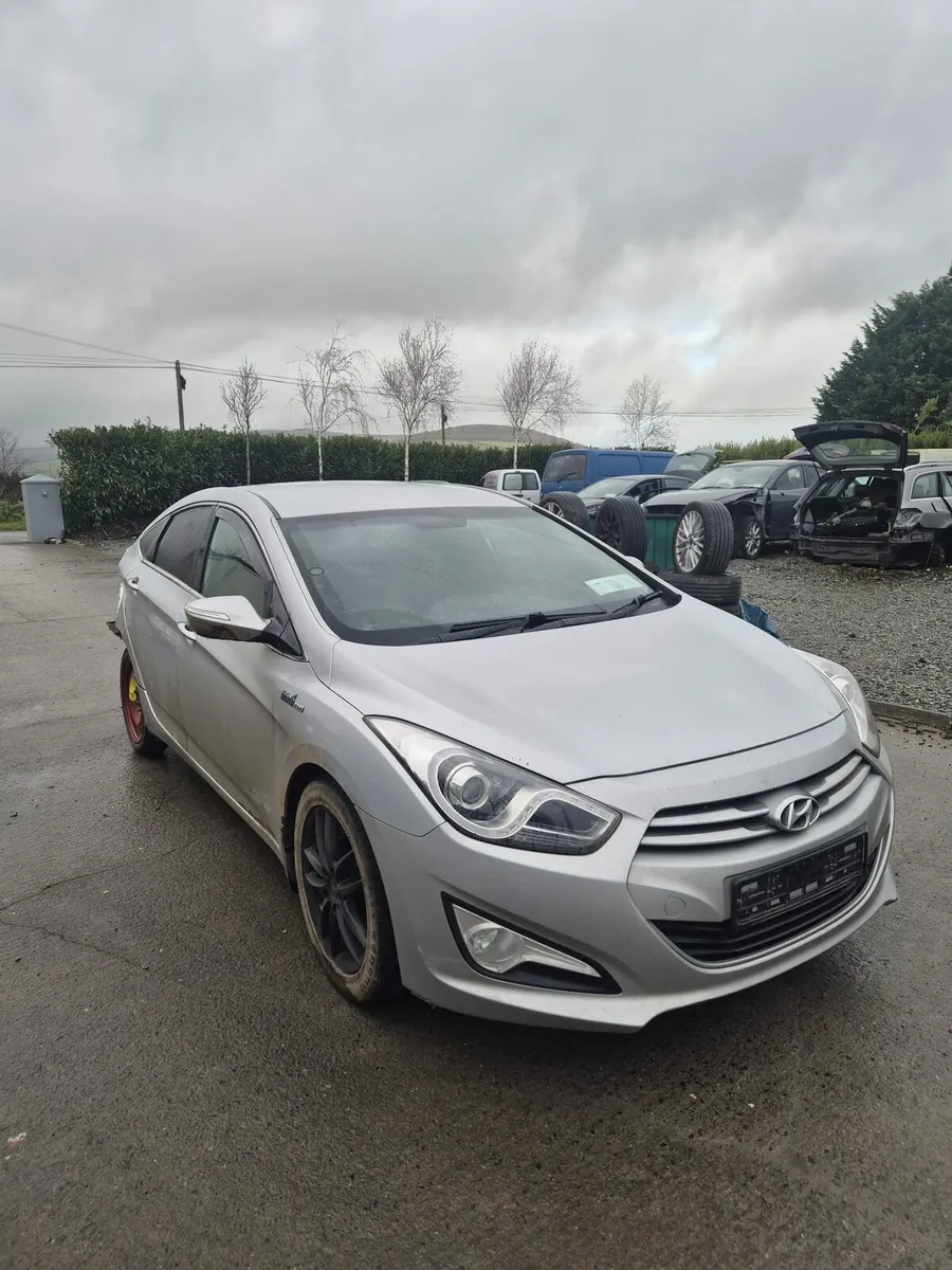 Hyundai I40 - Breaking only - Image 4