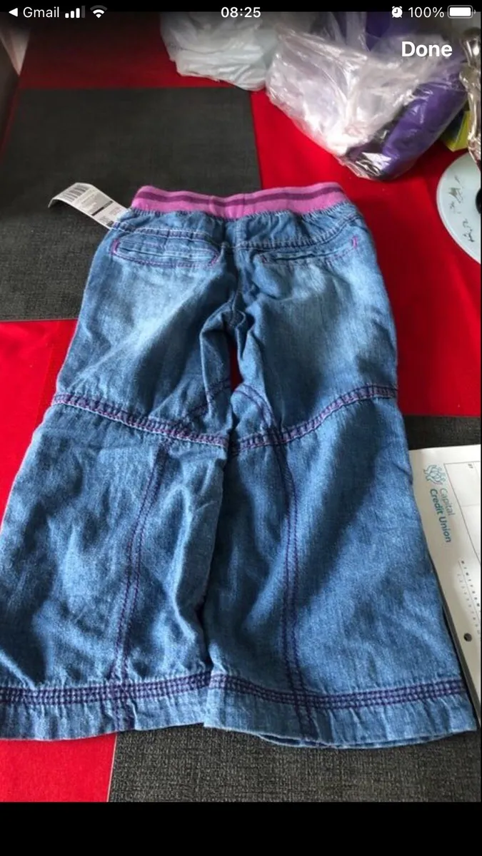 Girls BNWT jeans 2/3 €6 - Image 2