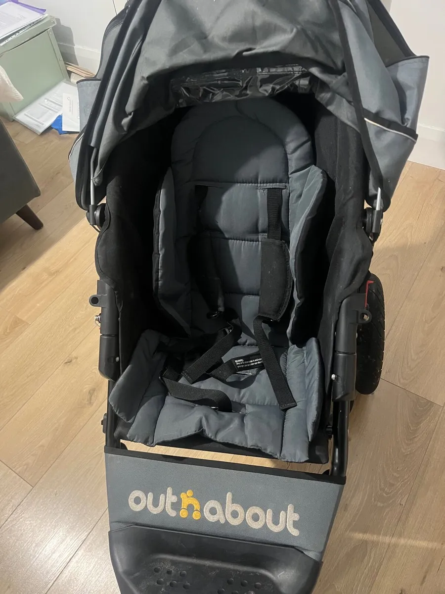 Out n About buggy - Image 3